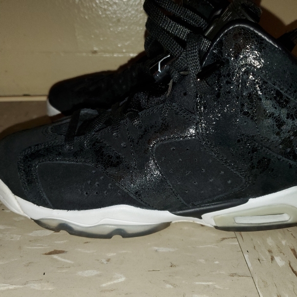 NIKE AIR JORDAN 6 RETRO PREMIUM "HEIRESS" - Picture 4 of 10